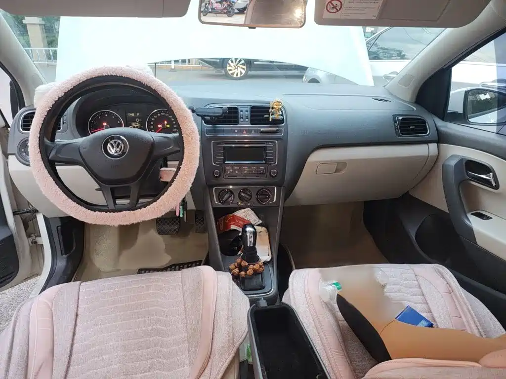 Volkswagen Polo — миниатюра 13