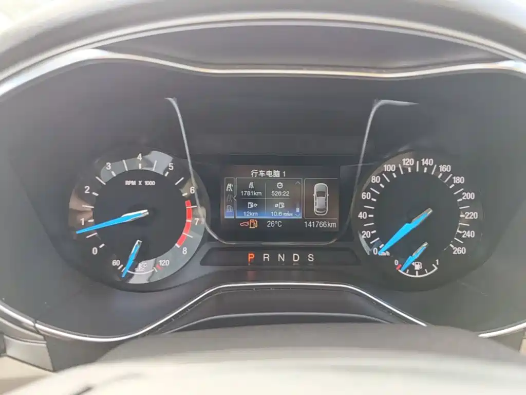 Ford Mondeo — миниатюра 12