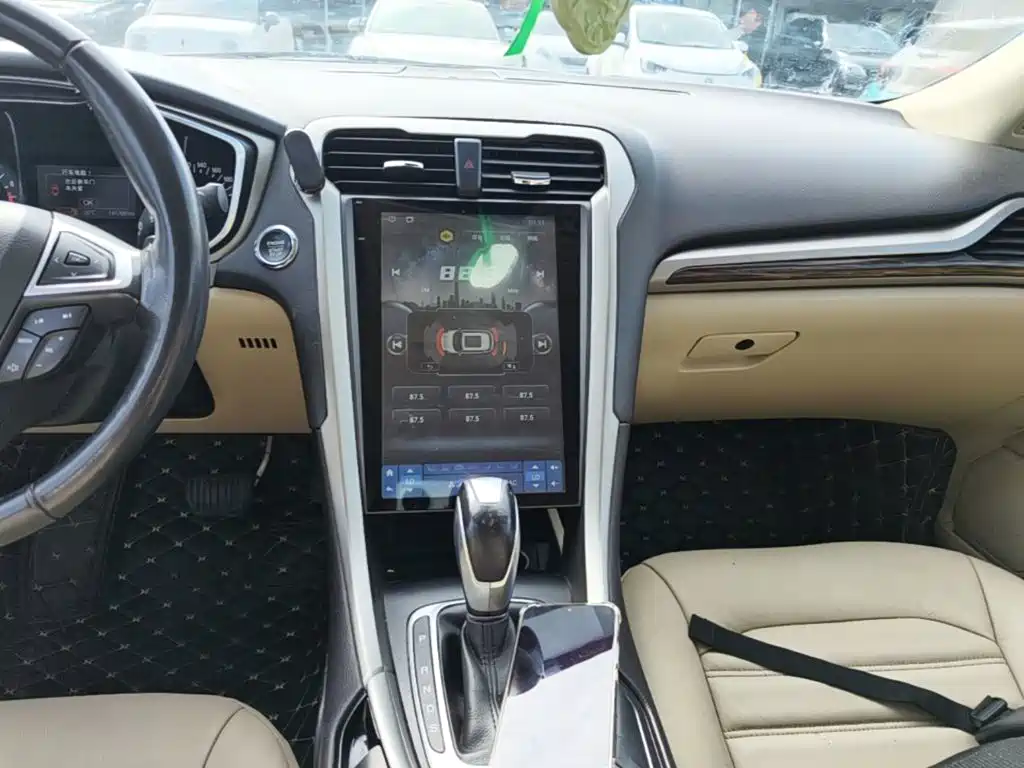Ford Mondeo — миниатюра 13