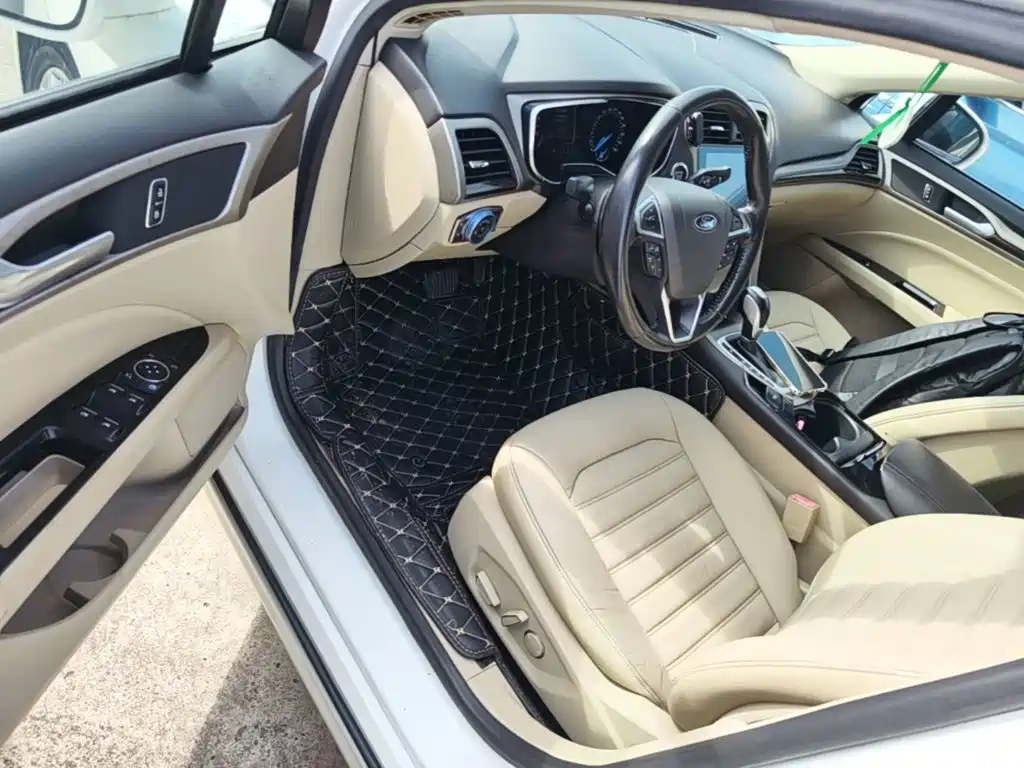 Ford Mondeo — миниатюра 16