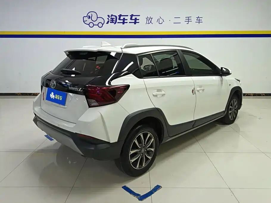Toyota Yaris L — миниатюра 3