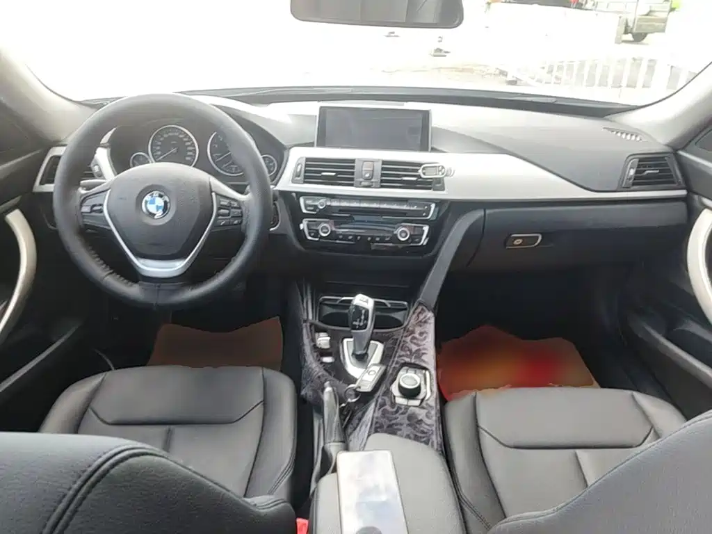 BMW 3 Series GT — миниатюра 10