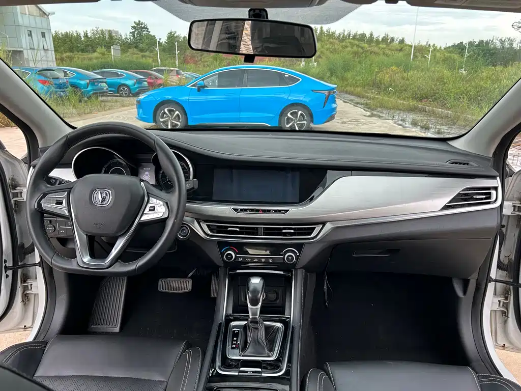 Changan Eado — миниатюра 9