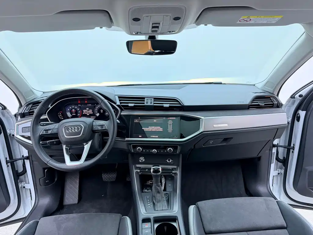Audi Q3 — миниатюра 11