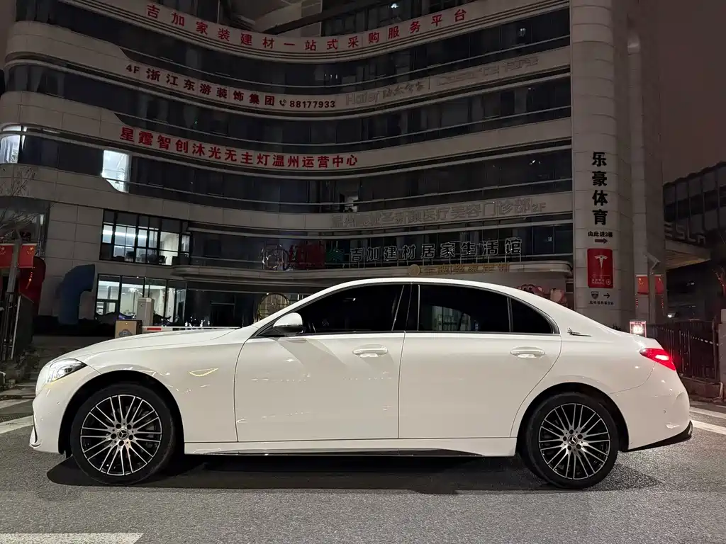 Mercedes-Benz C-Class C 2023 C 260 L Sport