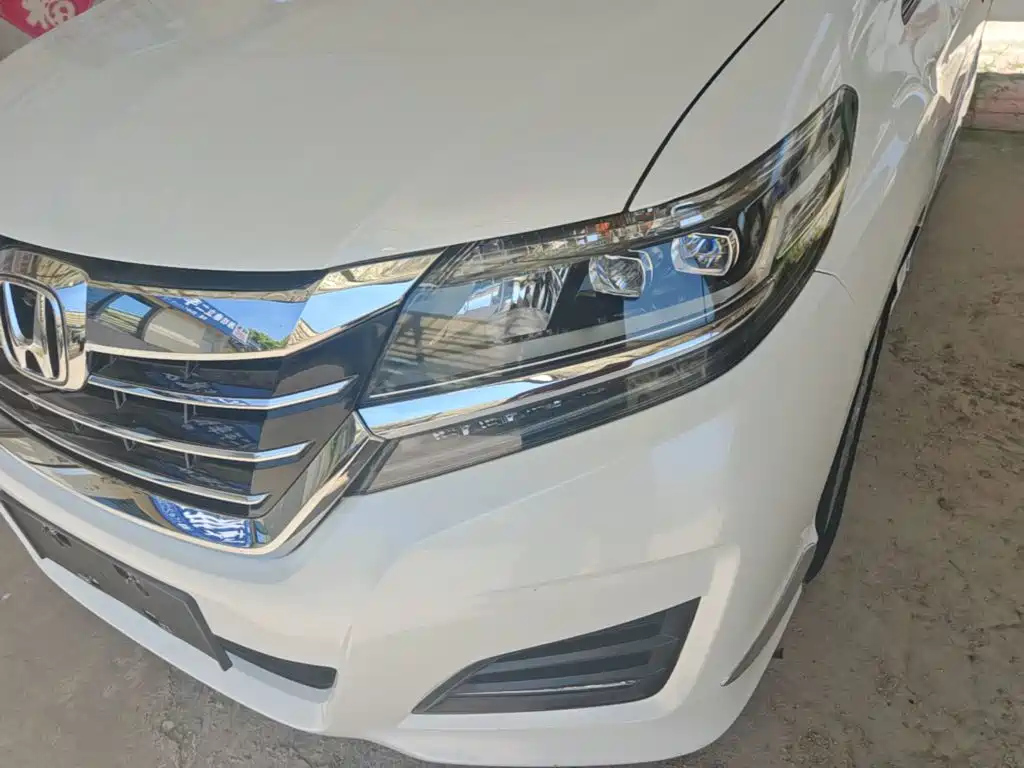Honda Elysion — миниатюра 24