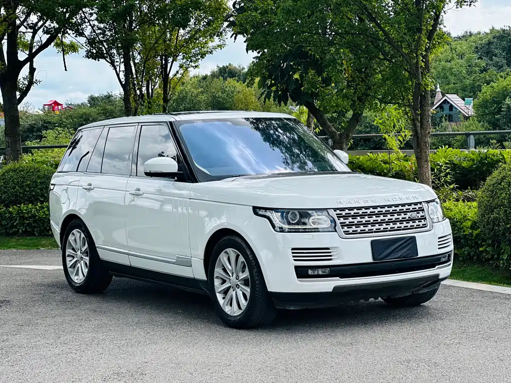 Land Rover Range Rover — миниатюра 3