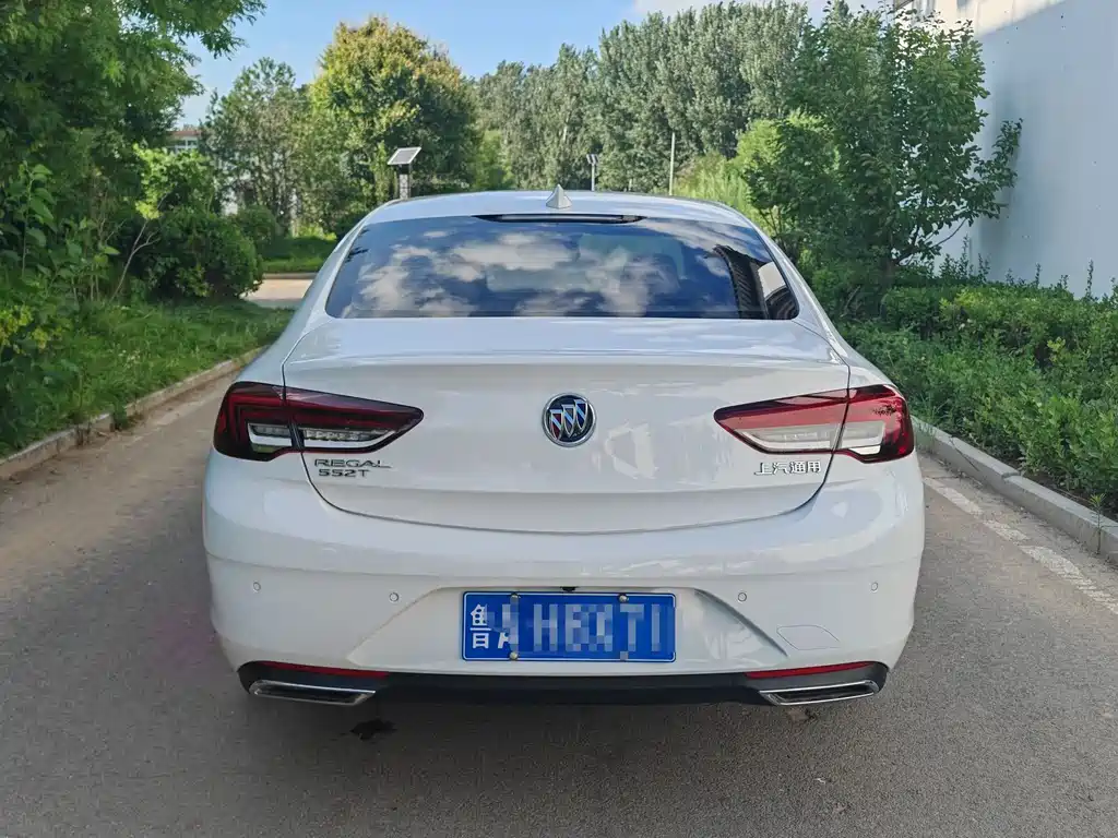 Buick Regal — миниатюра 4