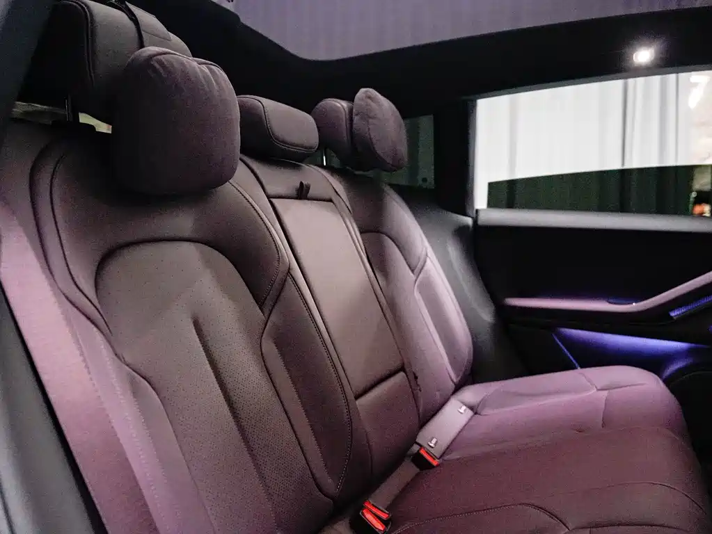 NIO ET5T — миниатюра 14