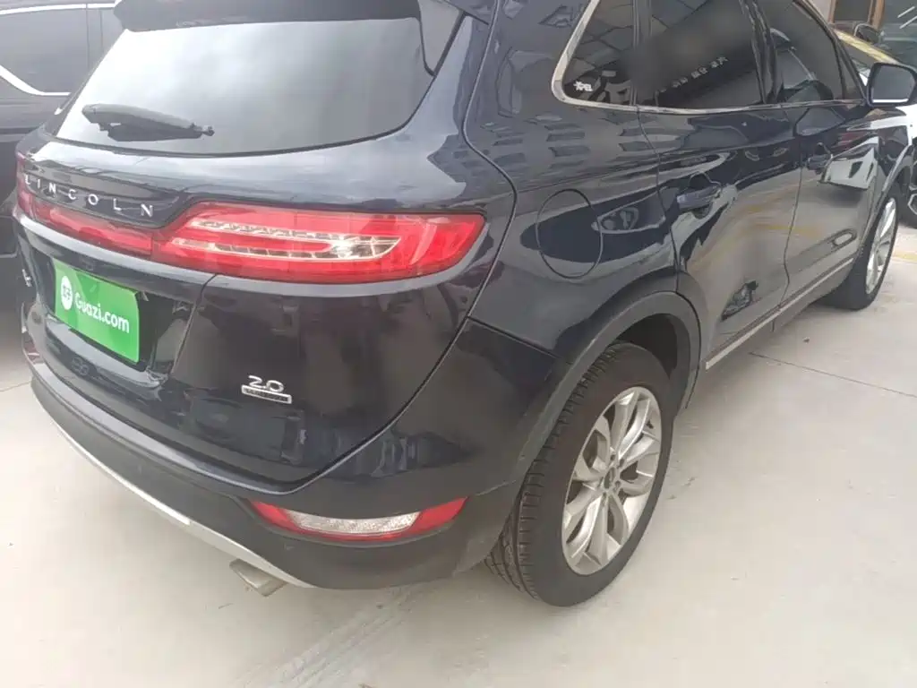 Lincoln MKC — миниатюра 8