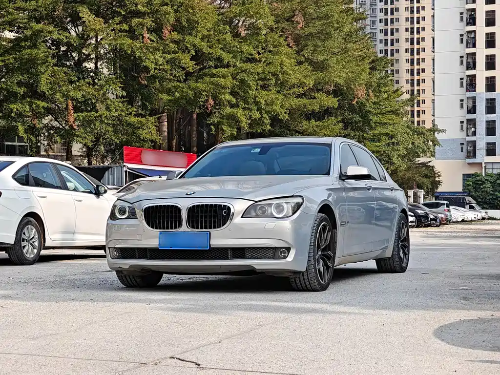 BMW 7 Series 2011