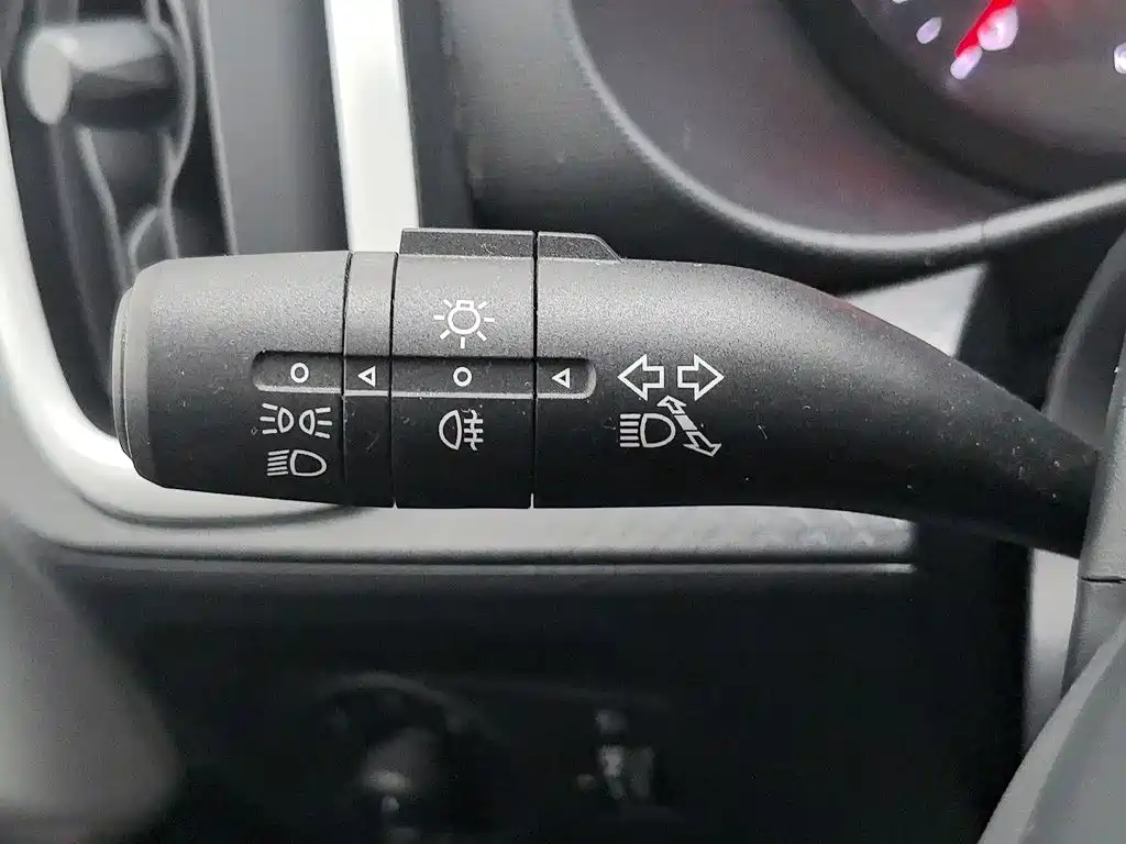 Roewe Clever — миниатюра 21