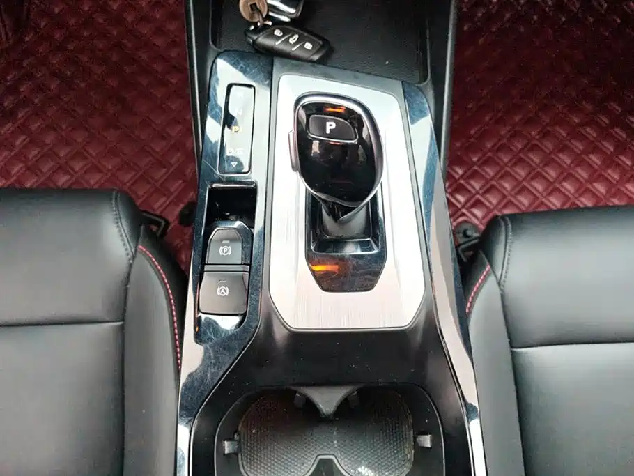 MG MG5 — миниатюра 16