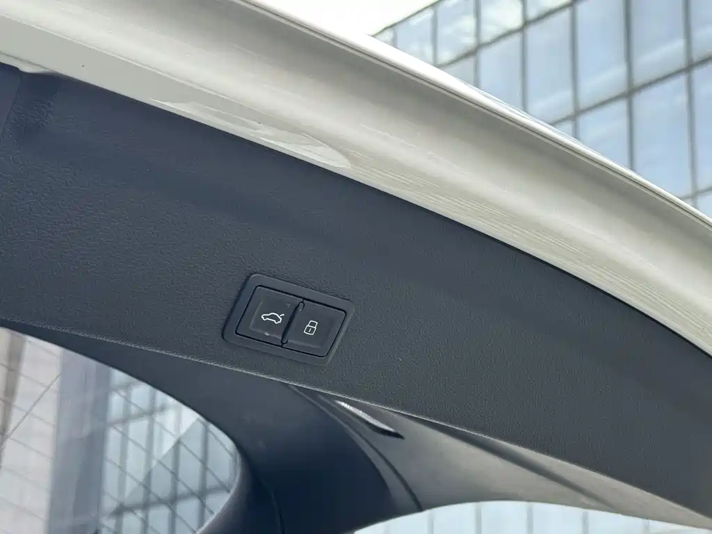 Audi Q3 Sportback — миниатюра 10