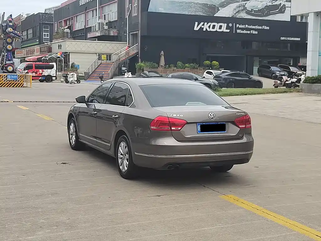 Volkswagen Passat — миниатюра 8