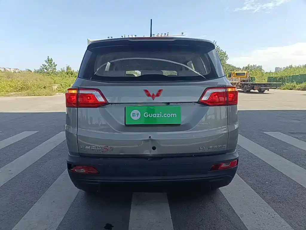 Wuling Hongguang S3 — миниатюра 6