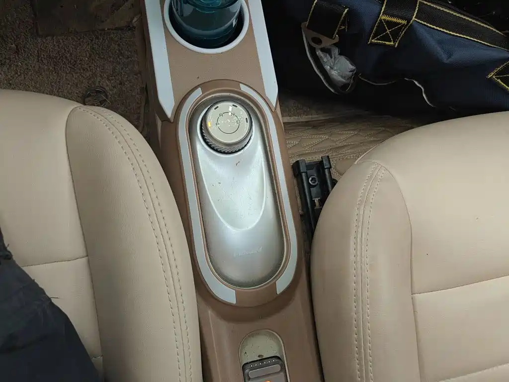 Wuling MINIEV — миниатюра 15