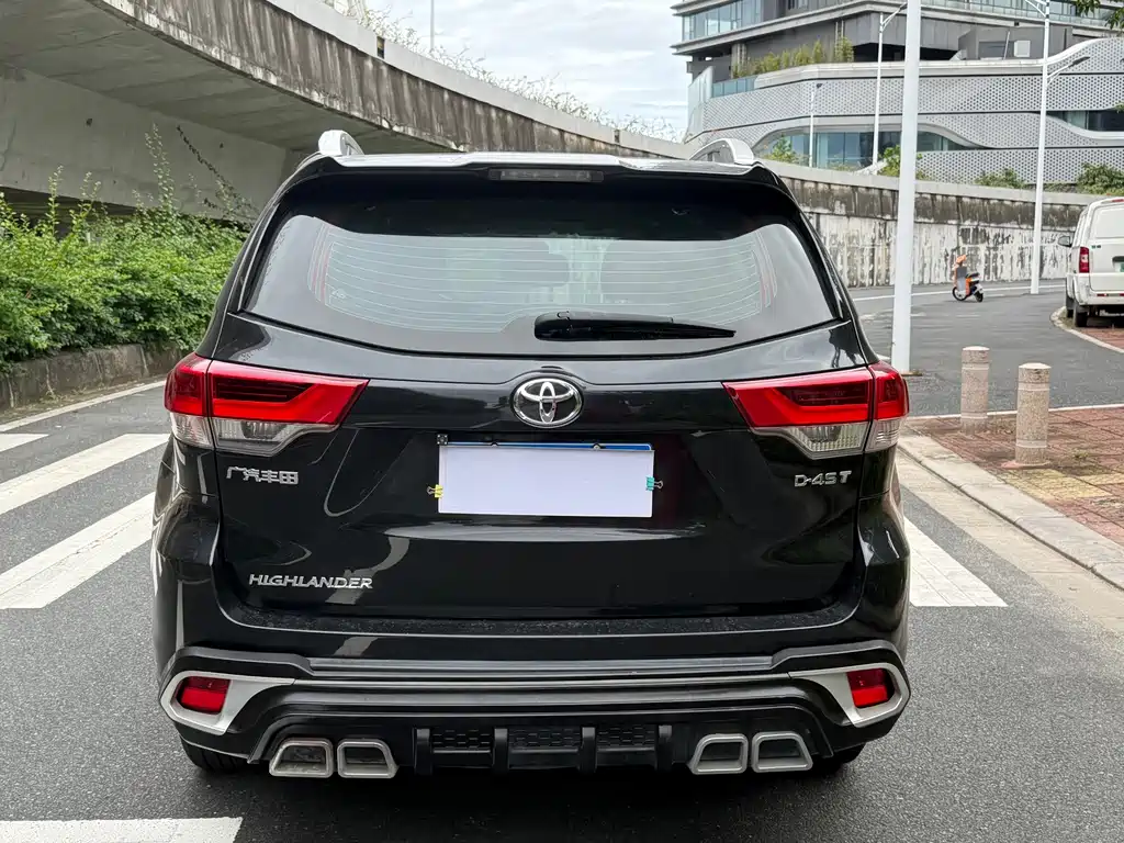 Toyota Highlander — миниатюра 16