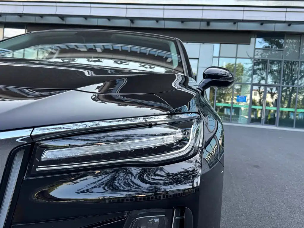 Hongqi Hongqi H5 — миниатюра 4