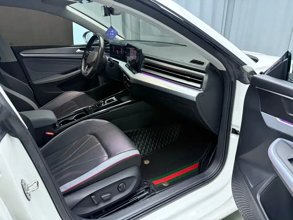 Volkswagen Lamando — миниатюра 16