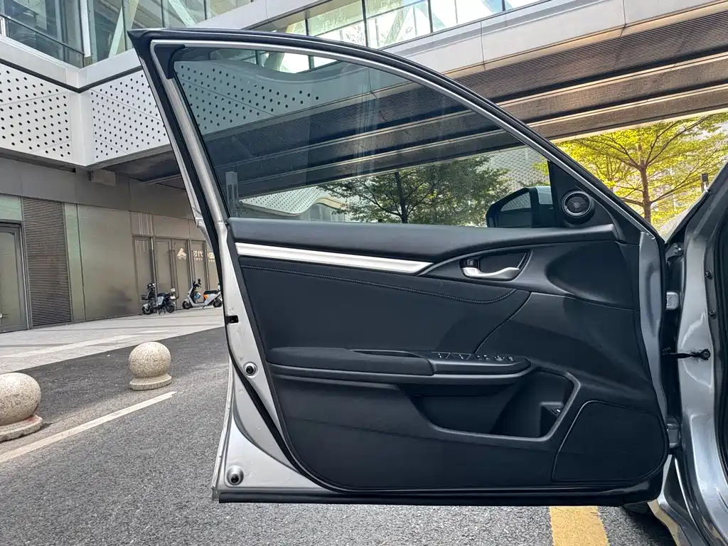 Honda Civic 2019 220TURBO CVT VI