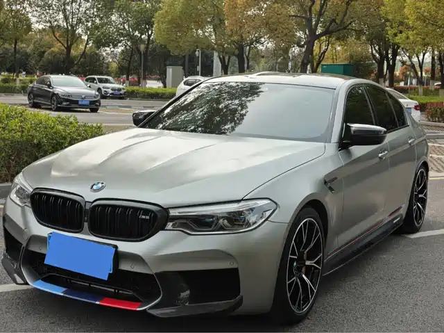 2021 BMW M5