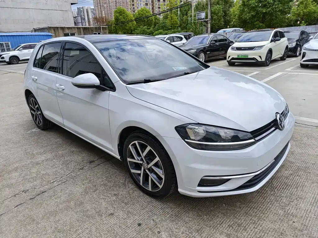 Volkswagen Golf — миниатюра 3
