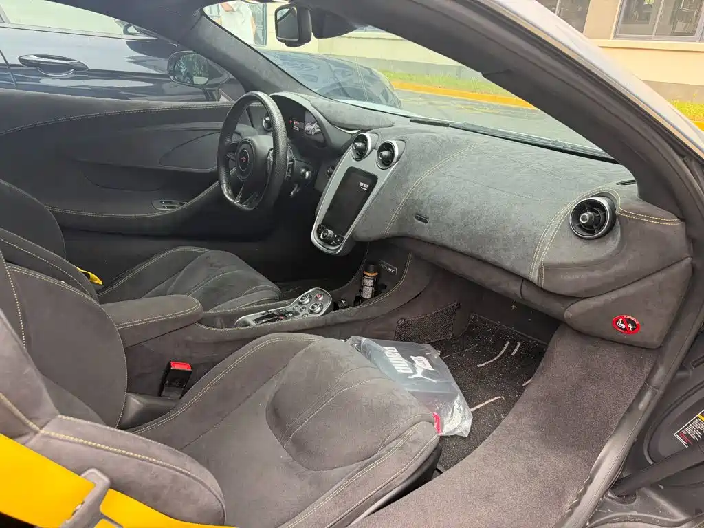 McLaren 570 — миниатюра 9