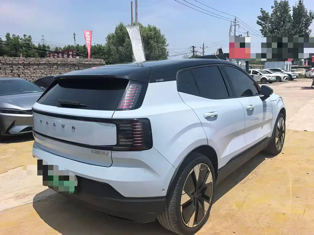 Volvo EX30 — миниатюра 9