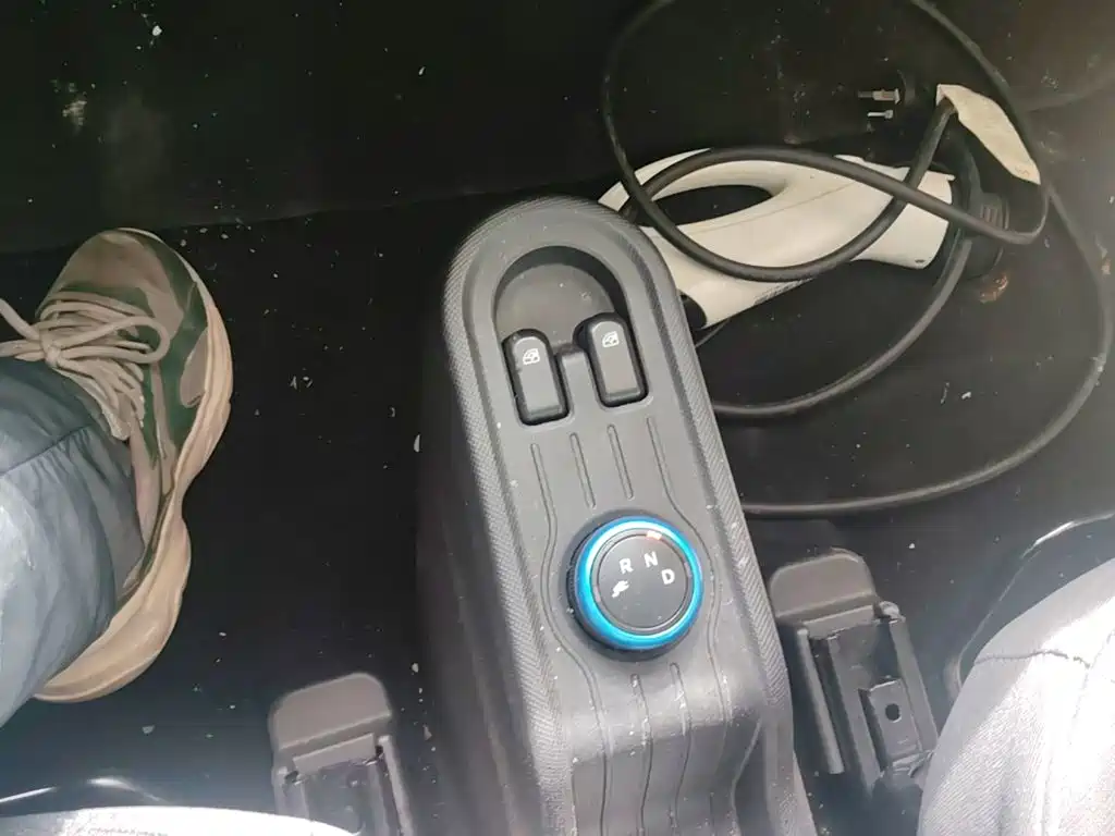 Wuling MINIEV — миниатюра 14