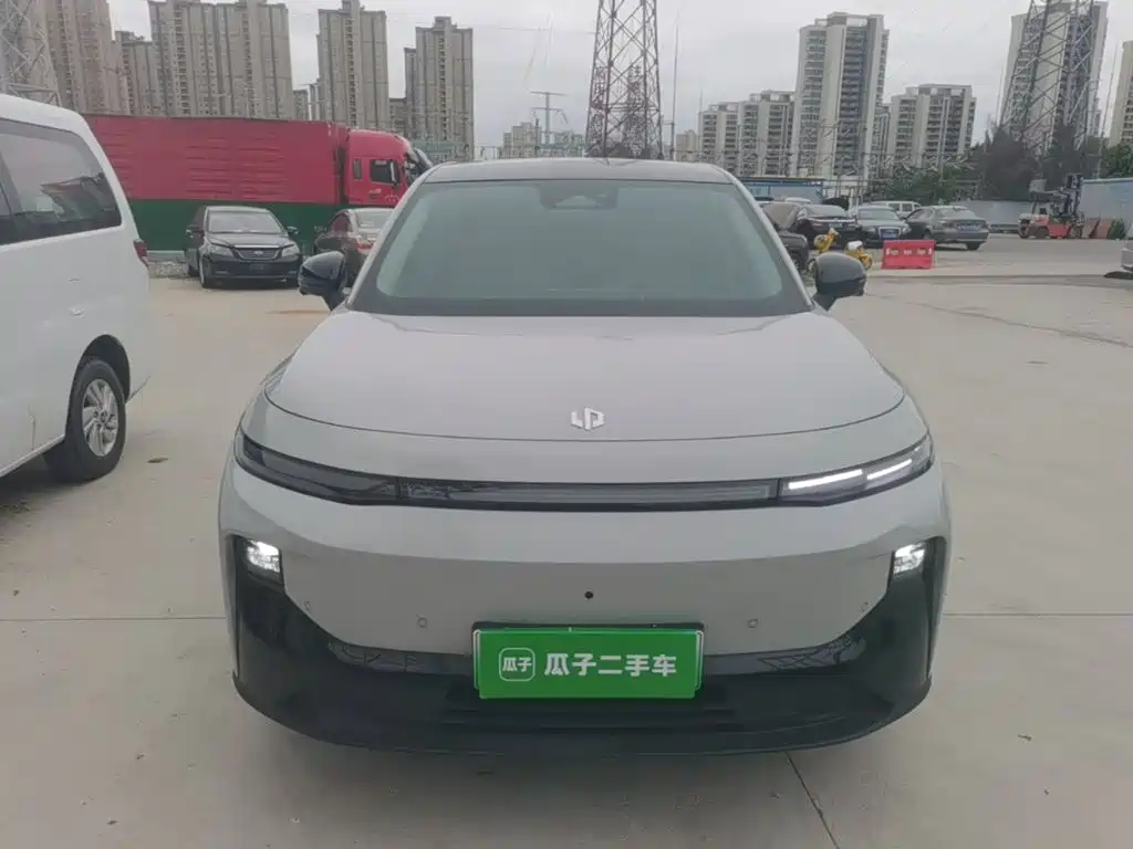 Leapmotor Leapmotor B10 — миниатюра 3