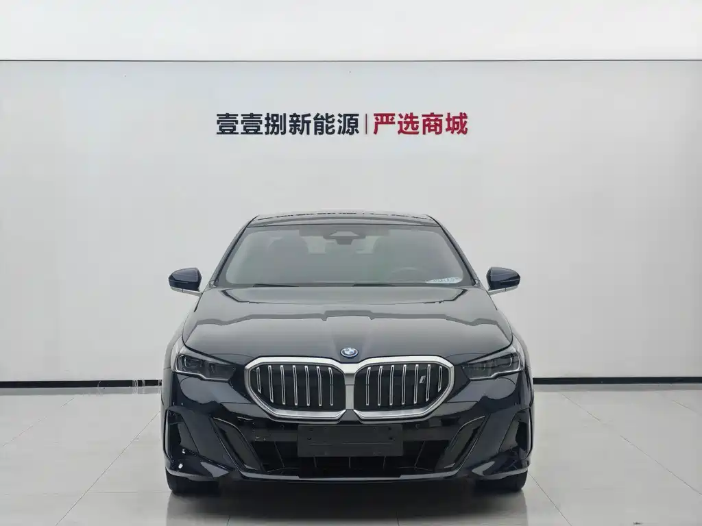 BMW i5 — миниатюра 3