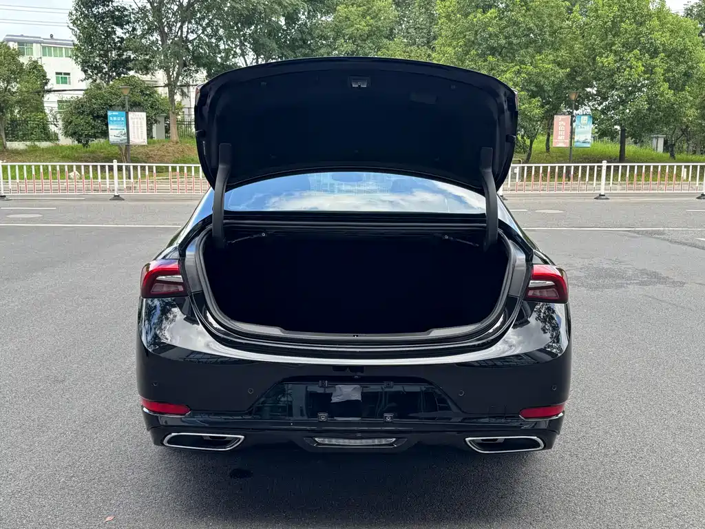 Buick LaCrosse — миниатюра 17