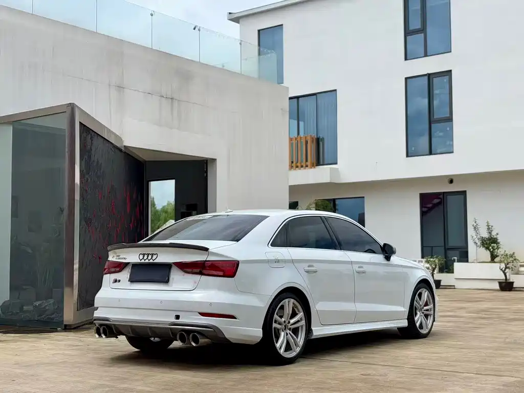 Audi S3 — миниатюра 9
