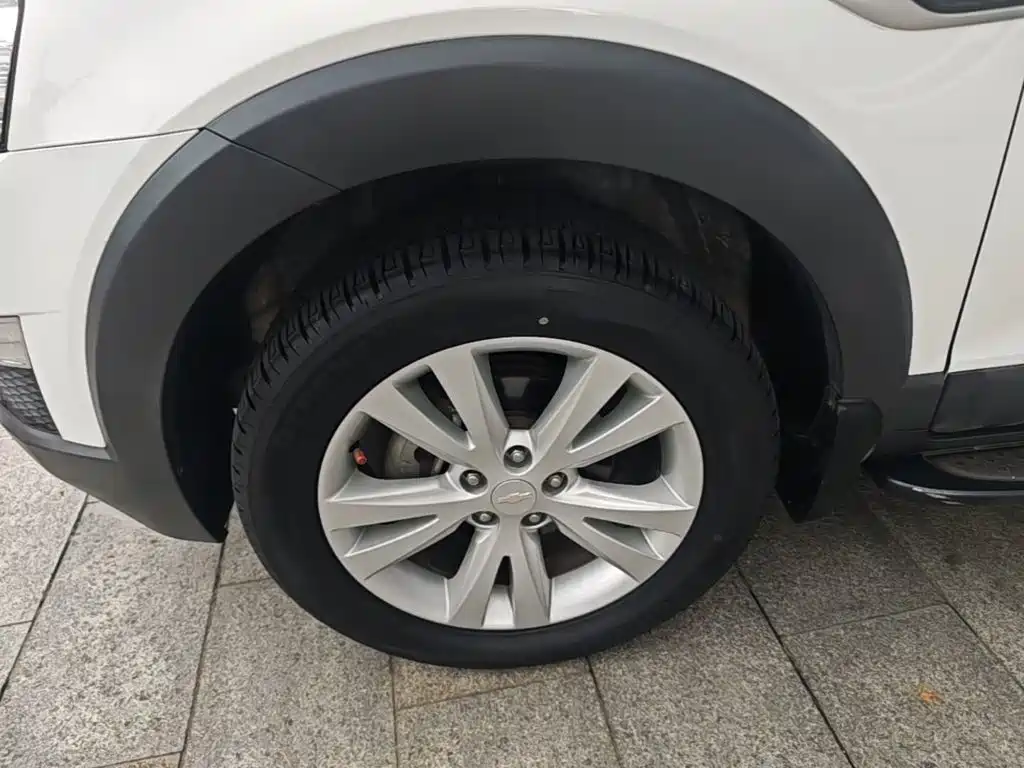 Chevrolet Captiva — миниатюра 23