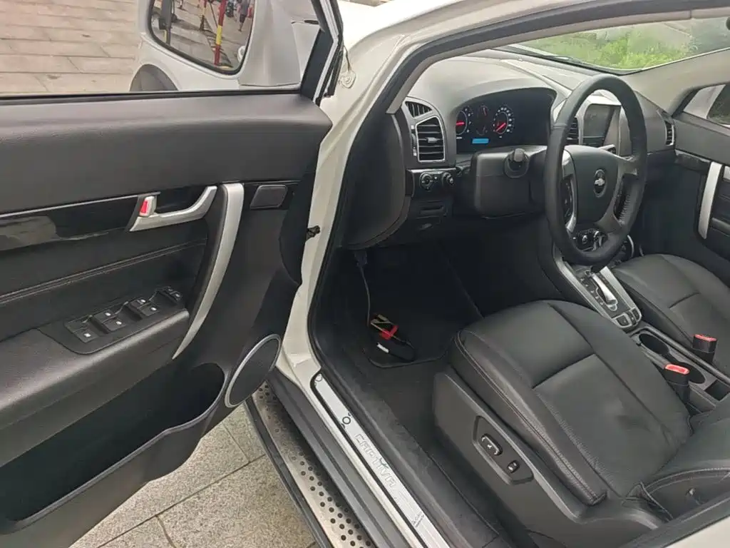 Chevrolet Captiva — миниатюра 16