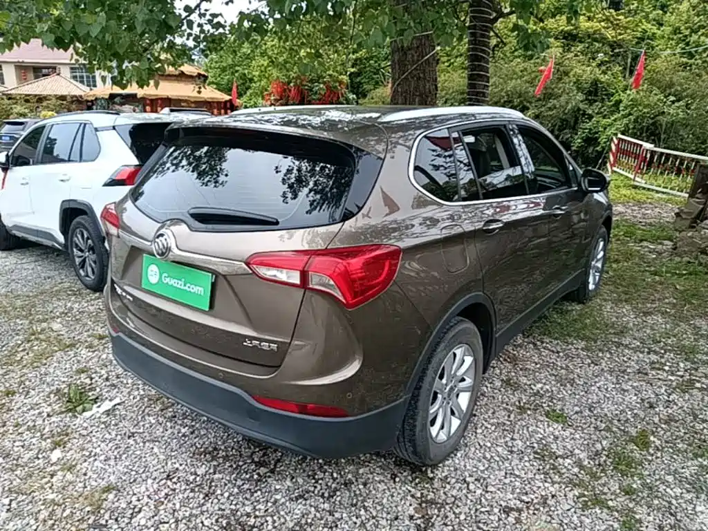Buick Envision Plus — миниатюра 5