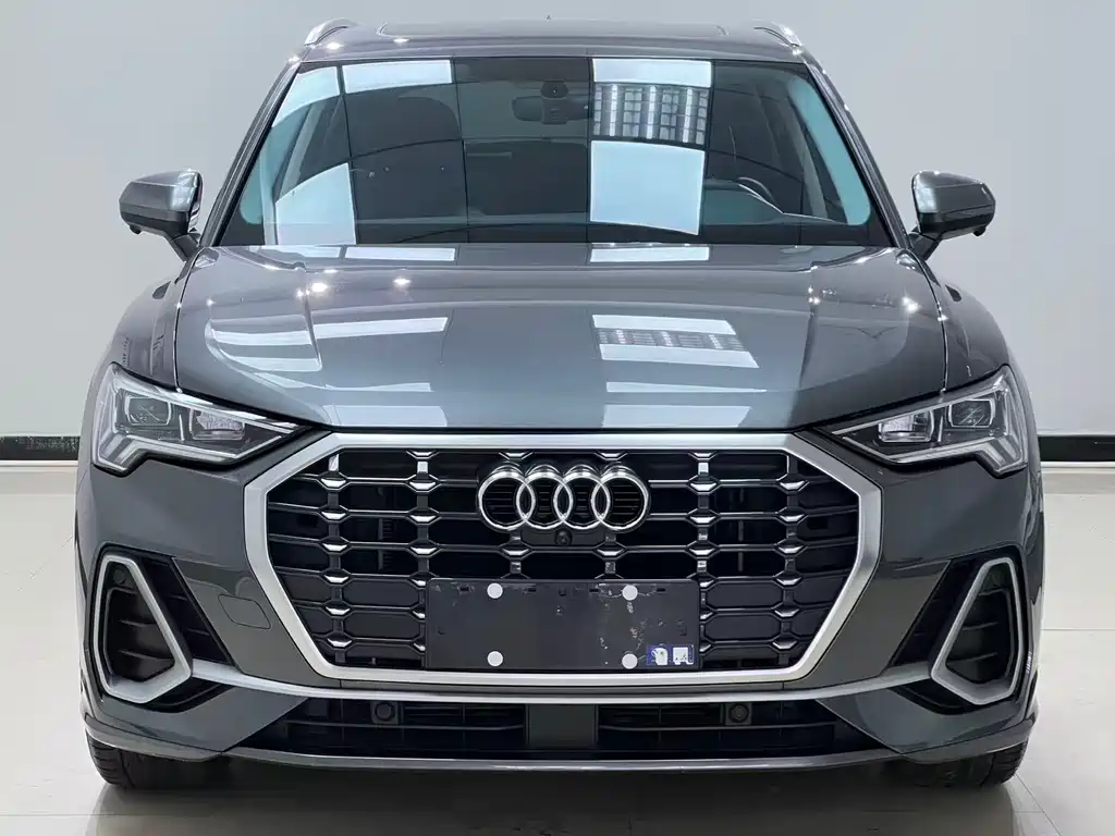 Audi Q3 2023 35 TFSI (1.4T)
