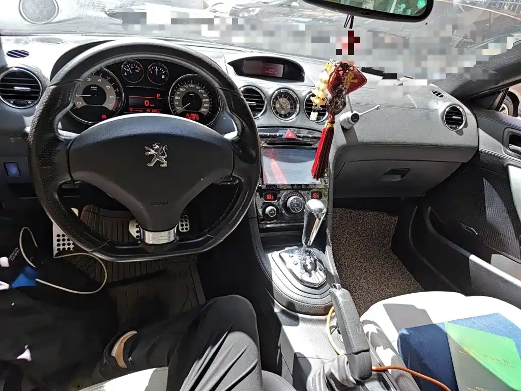 Peugeot RCZ — миниатюра 5
