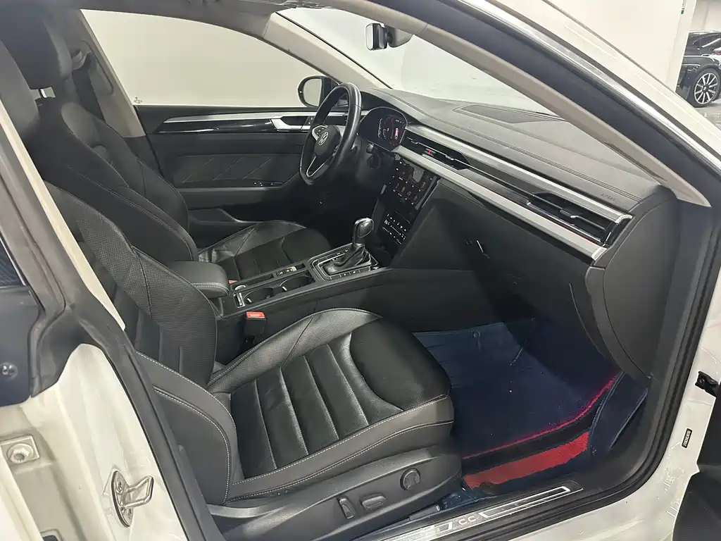 Volkswagen CC — миниатюра 7