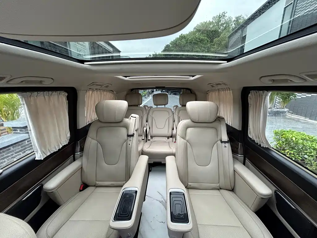 Mercedes-Benz V-Class V 2022 V 260 Luxury