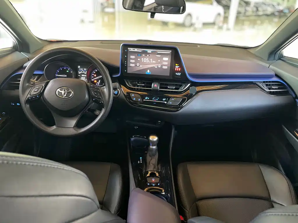 Toyota C-HR — миниатюра 12