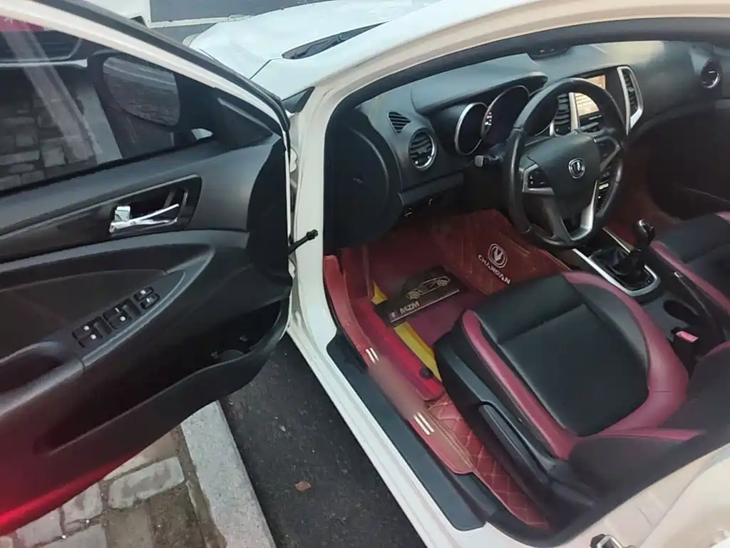 Changan Eado XT — миниатюра 16