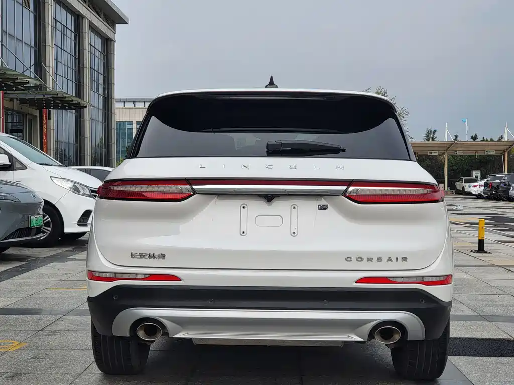 Lincoln Corsair — миниатюра 5