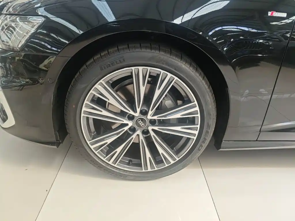 Audi A6L — миниатюра 23