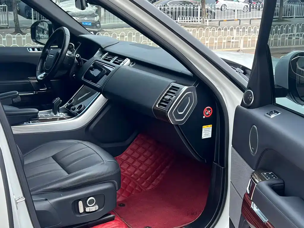 LAND ROVER RANGE ROVER SPORT NEW ENERGY