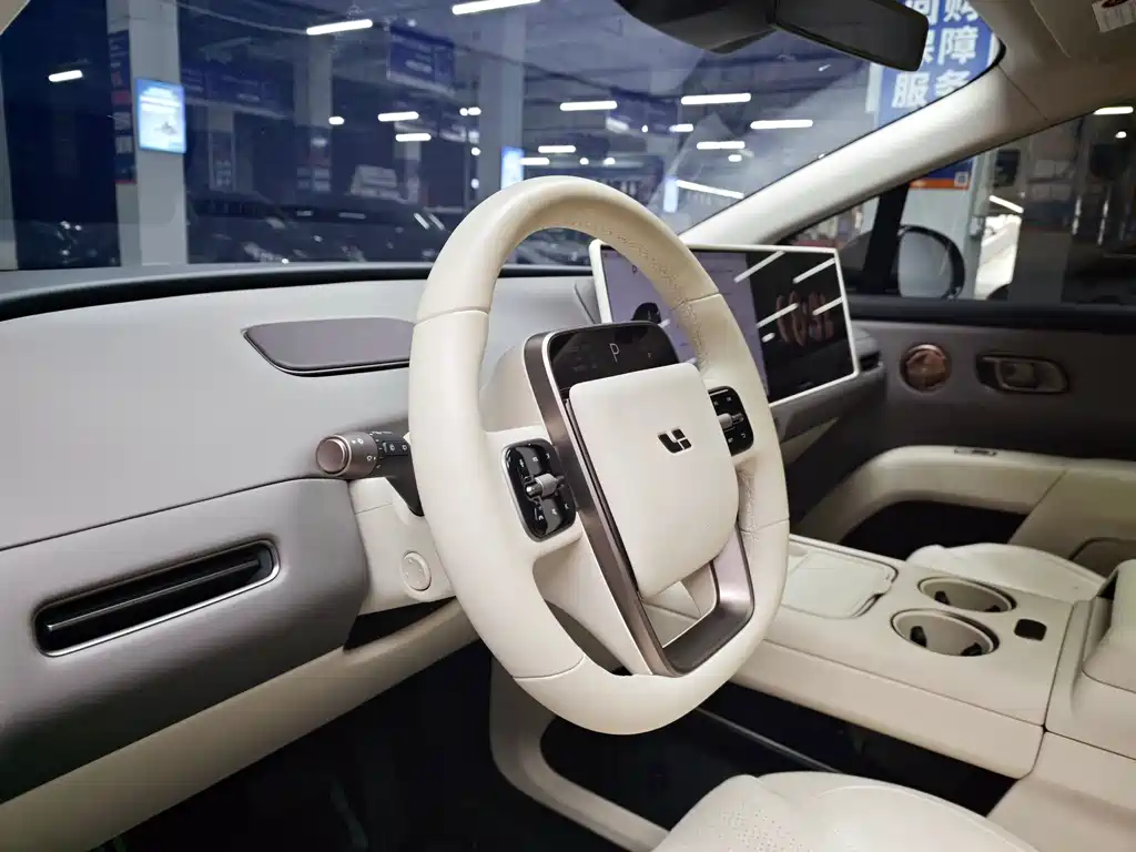 Li Auto Li i8 — миниатюра 8