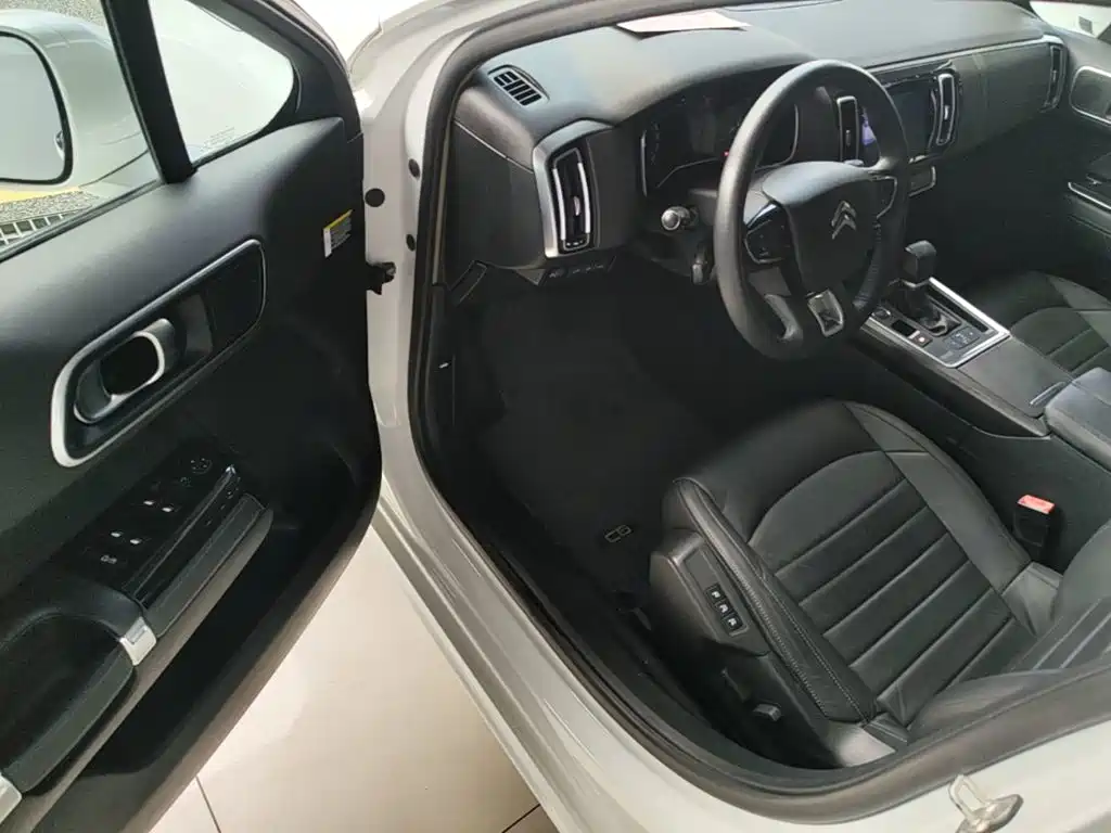 Citroen C6 — миниатюра 16