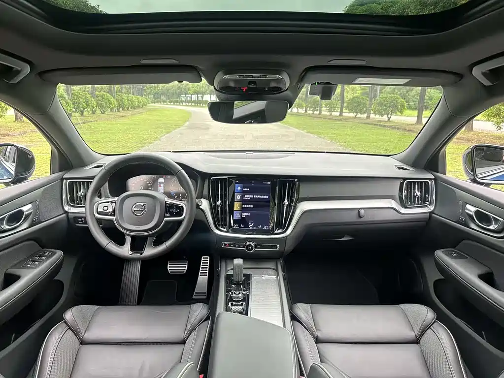 Volvo V60 2021 B5 Sport