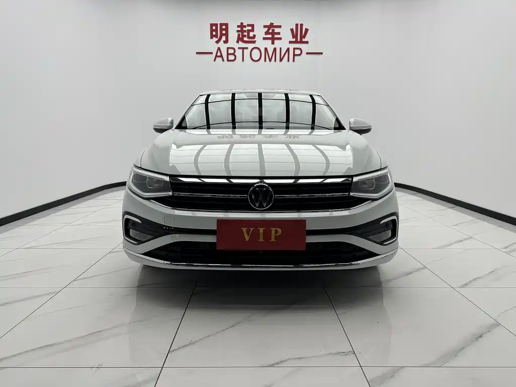Volkswagen Bora 2023 200TSI DSG